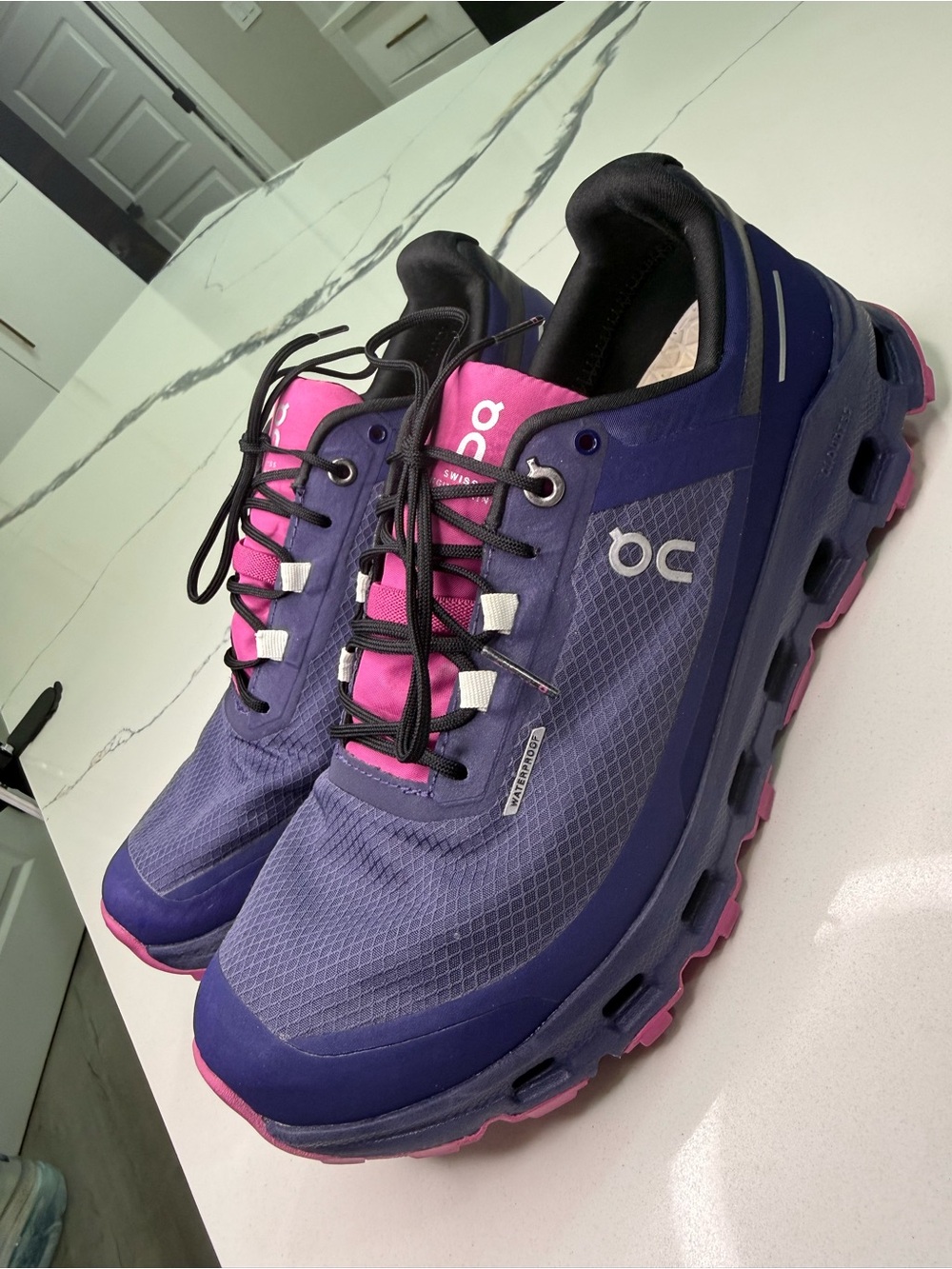On Running Cloudvista Waterproof Women's 8.5 Trail Running Shoes Flint Acai Purp